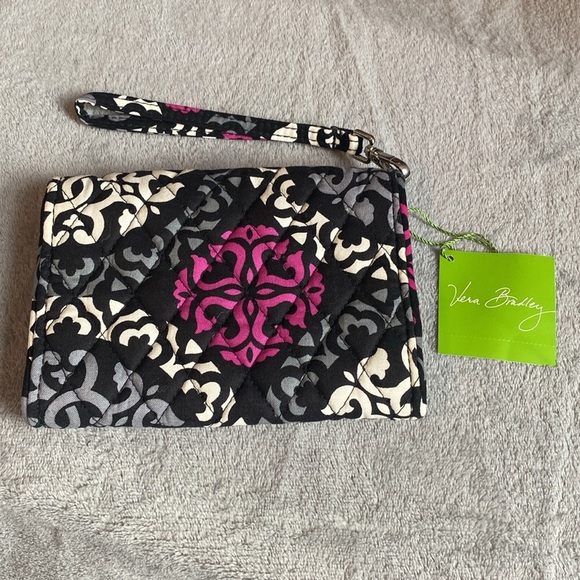 🩶🖤🩷VERA BRADLEY🩶🖤🩷 Your Turn Smartphone Wristlet in Canterberry Magenta/NWT - Picture 3 of 6